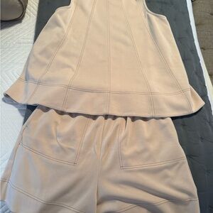DAVI & DANI Cream Women's Shorts Set